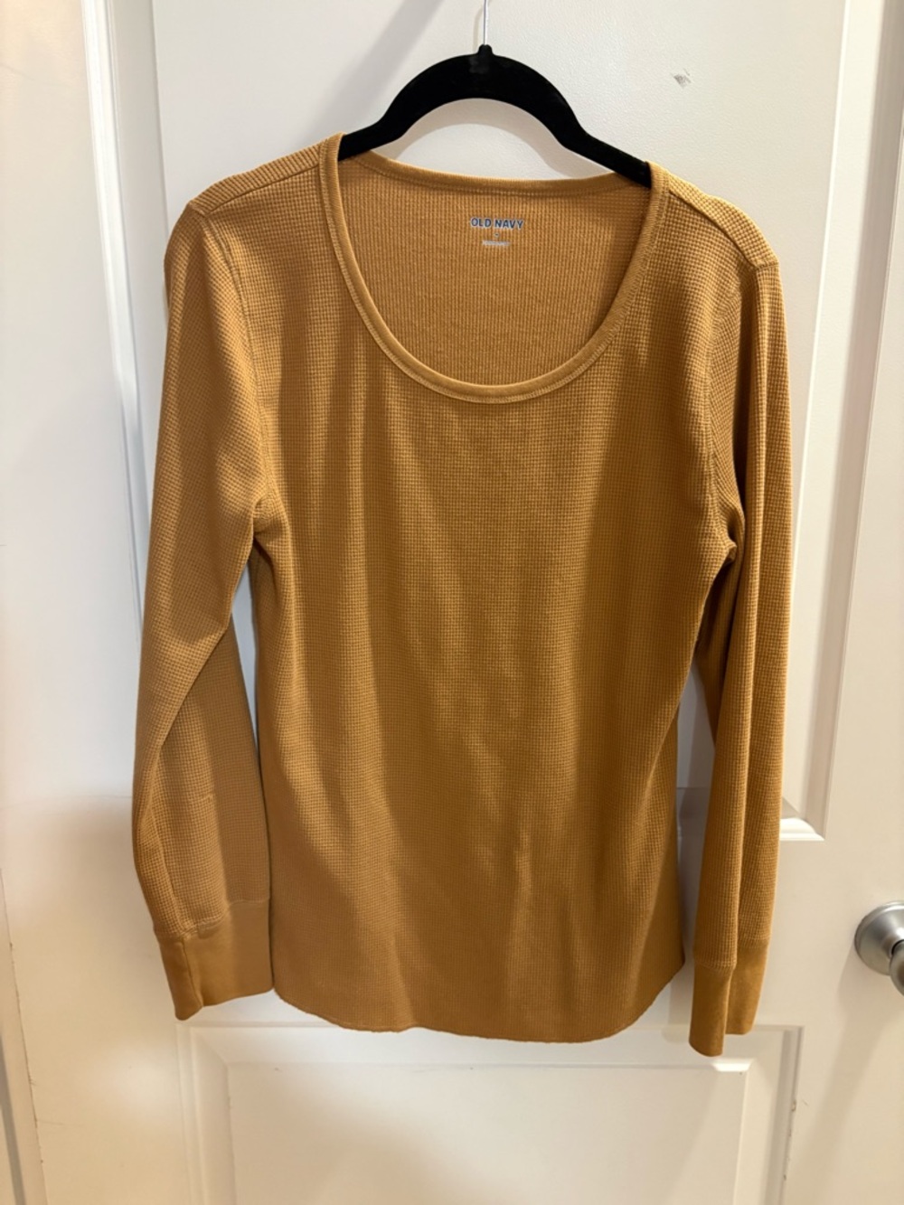 Old Navy Long-Sleeve Waffle Knit Tee in Camel